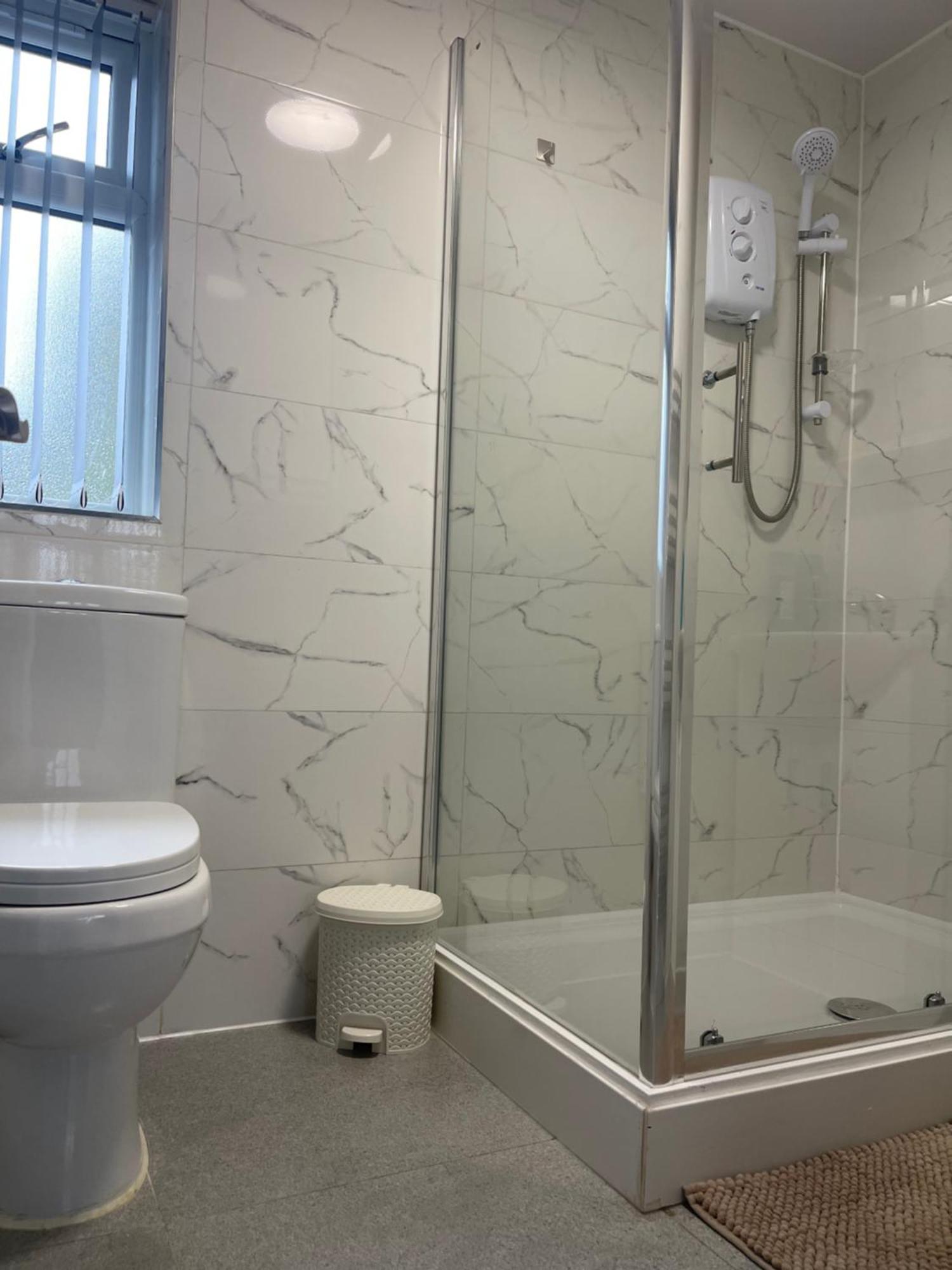 Radford Serviced * Coventry