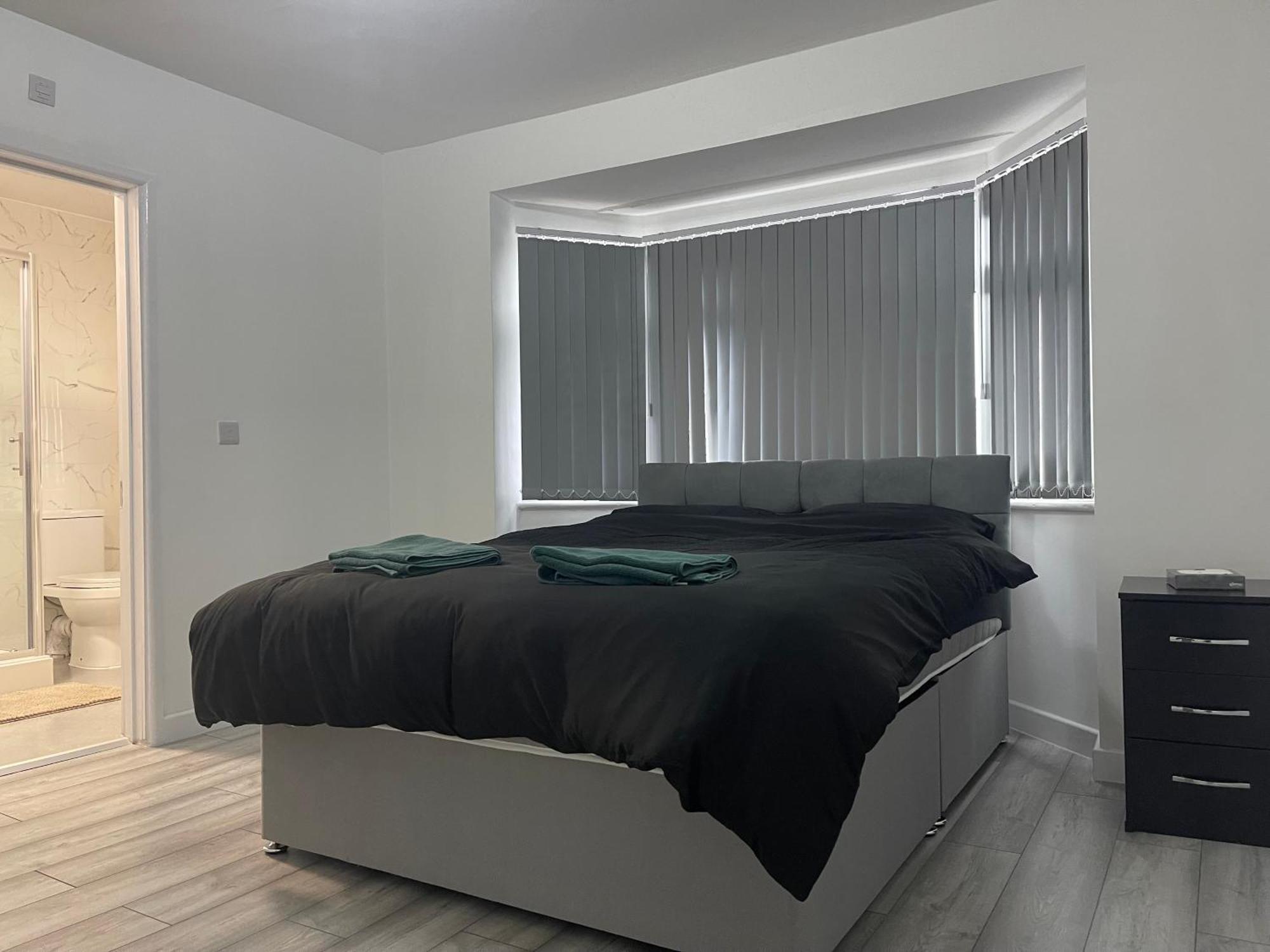 Radford Serviced Holiday home *