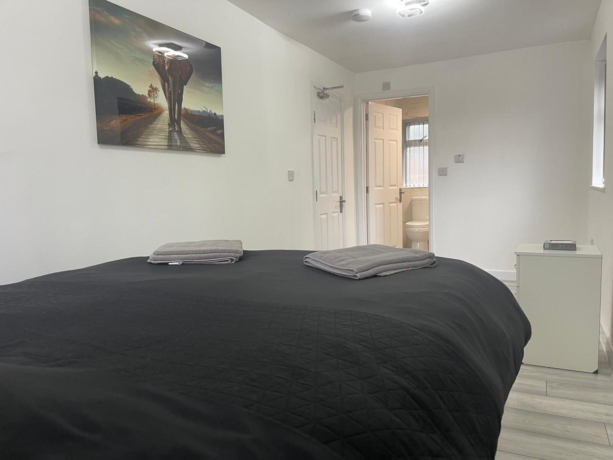 Radford Serviced Holiday home